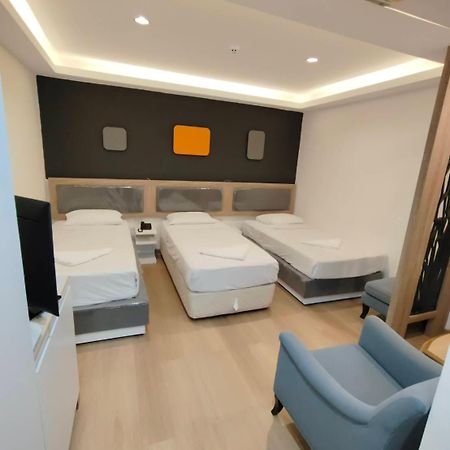 Royal Garden Home Hotel Bangkok Ngoại thất bức ảnh
