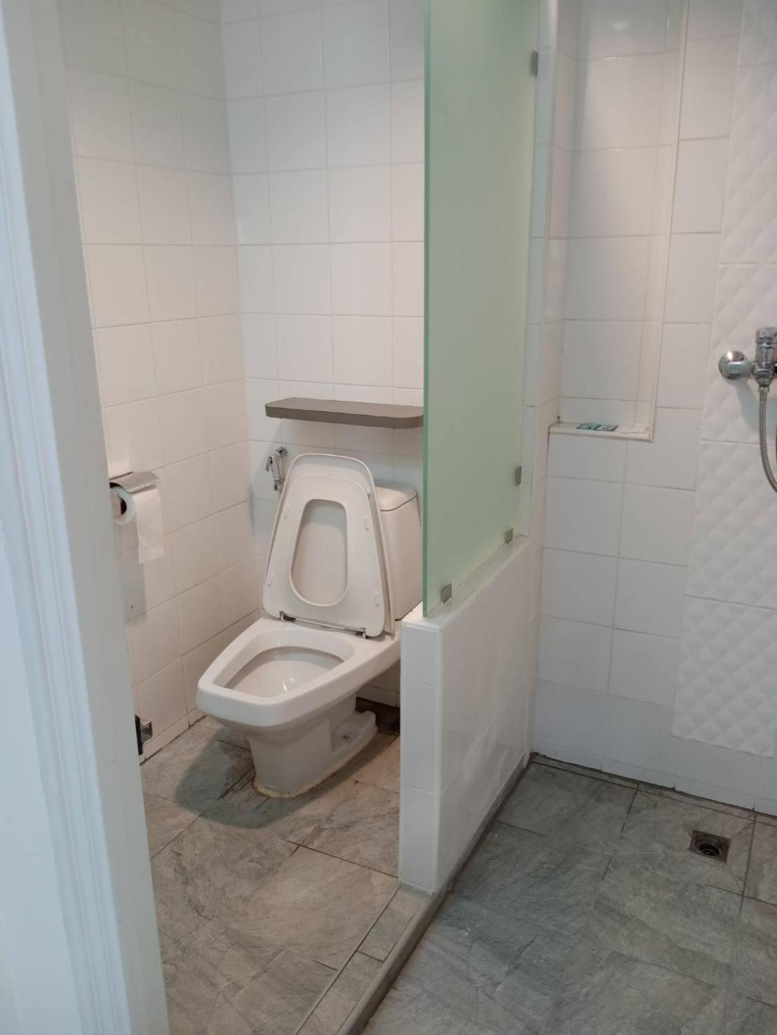 Royal Garden Home Hotel Bangkok Ngoại thất bức ảnh