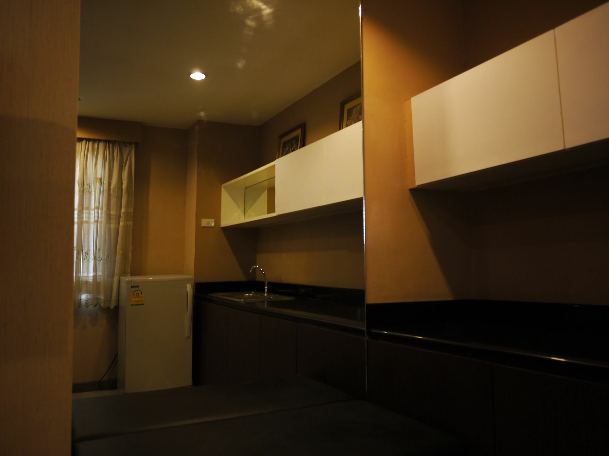 Royal Garden Home Hotel Bangkok Ngoại thất bức ảnh